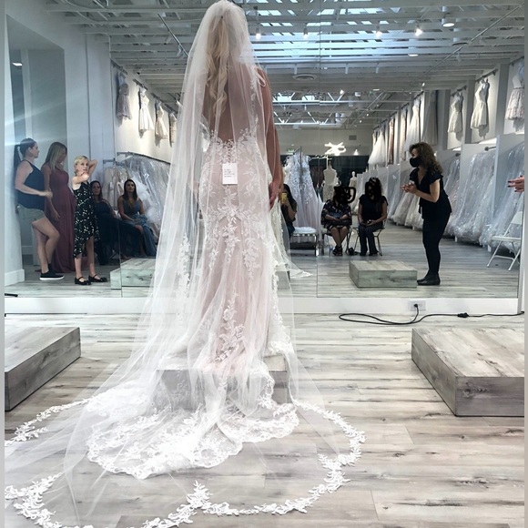 Enzoani Wedding Dress Size 4 - Picture 2 of 5